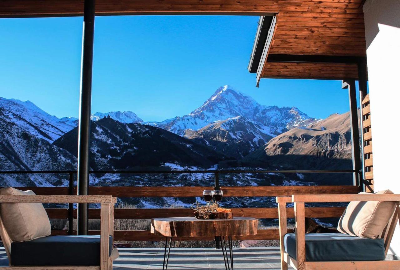 Capra Hotel Kazbegi Exterior photo